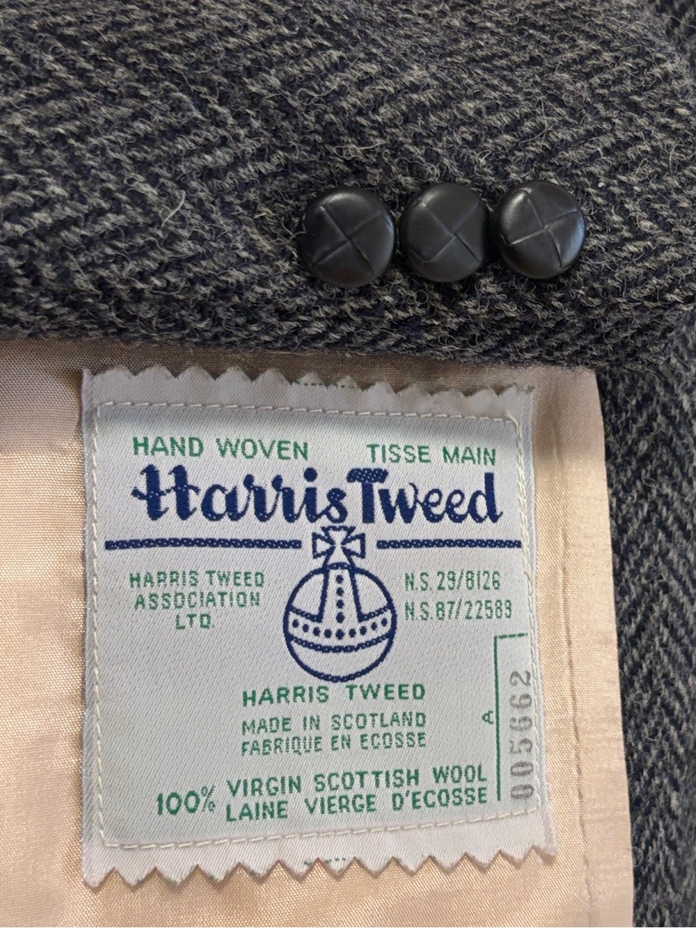 Vintage Harris Tweed Sport Coat Mens 42S Grey Wool Herringbone Made in Canada